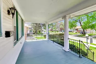 411 S 16th Ave, Maywood, IL 60153 - Photo 4