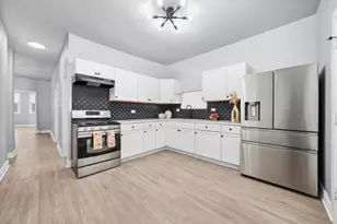 7917 S Ellis Ave, Chicago, IL 60619 - Photo 8