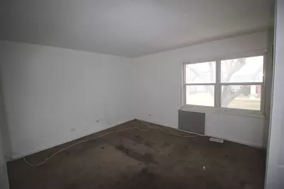 1723 McKool Avenue, Streamwood, IL 60107 - Photo 10