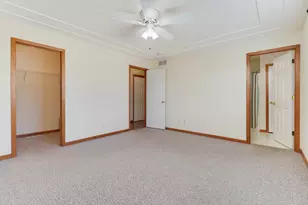 1407 Windham Hill Rd, Bloomington, IL 61704 - Photo 18