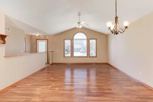 1407 Windham Hill Rd, Bloomington, IL 61704 - Photo 14