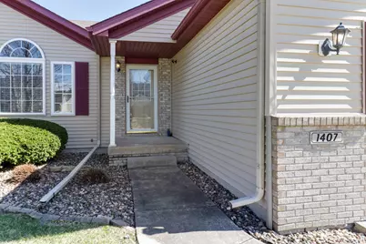 1407 Windham Hill Road #1407, Bloomington, IL 61704 - Photo 2