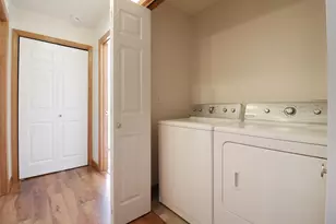 1407 Windham Hill Rd, Bloomington, IL 61704 - Photo 16