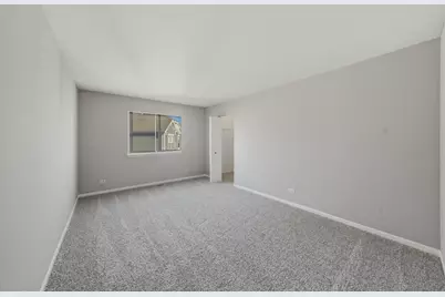 1053 Walker Court, Antioch, IL 60002 - Photo 18