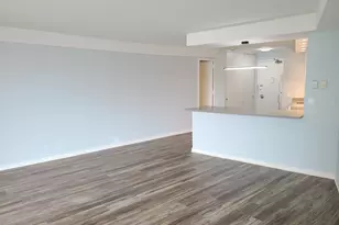 300 N State St, Chicago, IL 60654 - Photo 6