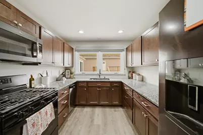 923 Institute Boulevard, Dixon, IL 61021 - Photo 18