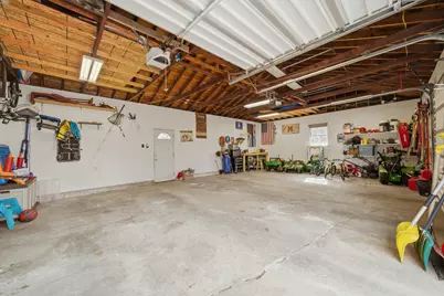 923 Institute Boulevard, Dixon, IL 61021 - Photo 8