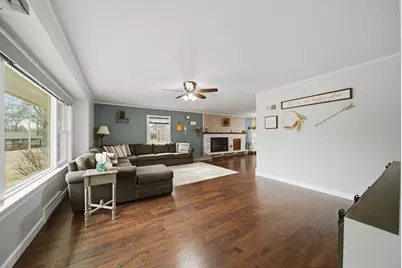 923 Institute Boulevard, Dixon, IL 61021 - Photo 10