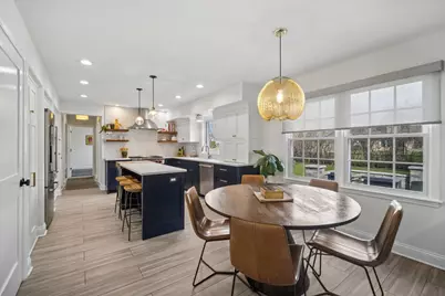 3626 Radcliffe Drive, Northbrook, IL 60062 - Photo 2