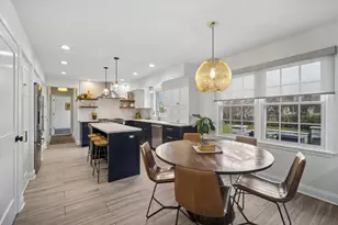 3626 Radcliffe Dr, Northbrook, IL 60062 - Photo 2