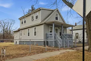 311 E 134th St, Chicago, IL 60827 - Photo 2