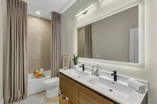 4846 S St Lawrence Ave, Chicago, IL 60615 - Photo 10