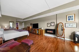 10 N Gilbert St, South Elgin, IL 60177 - Photo 14