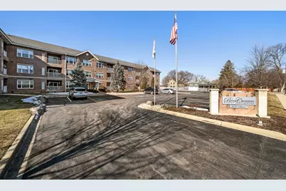 10 N Gilbert Street #314, South Elgin, IL 60177 - Photo 2