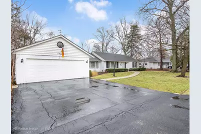 5549 Laurel Avenue, La Grange Highlands, IL 60525 - Photo 2