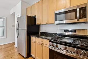 [Address not provided], Chicago, IL 60637 - Photo 14