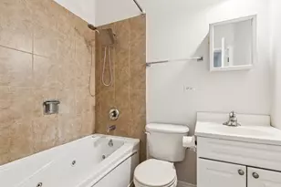 [Address not provided], Chicago, IL 60637 - Photo 26