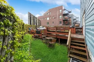 612 N Ogden Ave, Chicago, IL 60642 - Photo 8