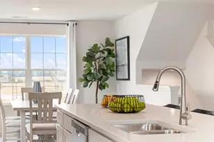 1334 Foxglove Dr, Bartlett, IL 60103 - Photo 4