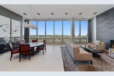 500 W Superior Street #2704, Chicago, IL 60654 - Photo 2