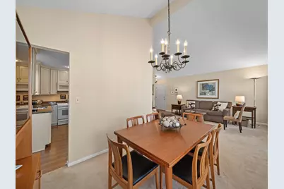 925 N Pecos Avenue, Mount Prospect, IL 60056 - Photo 6