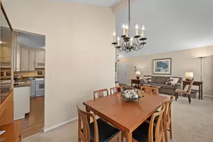 925 N Pecos Ave, Mount Prospect, IL 60056 - Photo 6