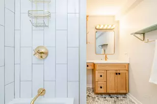 1829 W Huron St, Chicago, IL 60622 - Photo 22