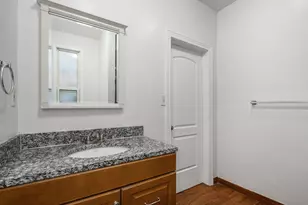 2314 S Hoyne Ave, Chicago, IL 60608 - Photo 10