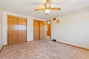 10729 Lamon Ave, Oak Lawn, IL 60453 - Photo 14