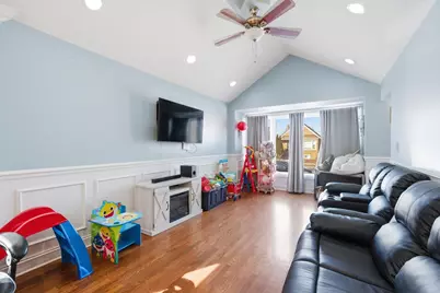 3815 W Marquette Road, Chicago, IL 60629 - Photo 4