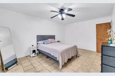 5150 W Dakin Street, Chicago, IL 60641 - Photo 20