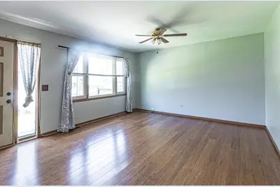 10205 W Chicago Avenue, Beach Park, IL 60099 - Photo 4