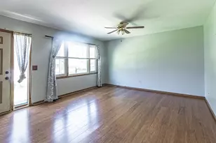 10205 W Chicago Ave, Beach Park, IL 60099 - Photo 4