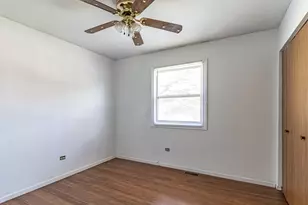 10205 W Chicago Ave, Beach Park, IL 60099 - Photo 10