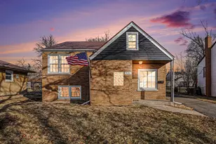 531 S Park Rd, Lombard, IL 60148 - Photo 2