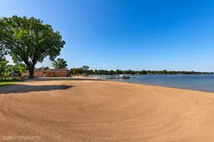 735 Nashua Ct, Crystal Lake, IL 60012 - Photo 46