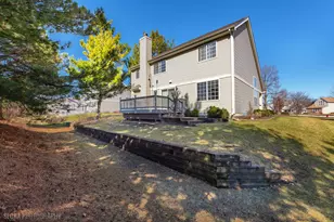 735 Nashua Ct, Crystal Lake, IL 60012 - Photo 40