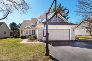 735 Nashua Ct, Crystal Lake, IL 60012 - Photo 42