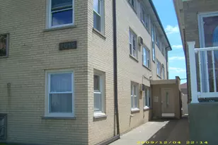 7019 W Irving Park Rd, Chicago, IL 60634 - Photo 14