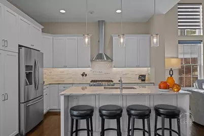 1018 Ravendale Court, Naperville, IL 60540 - Photo 12