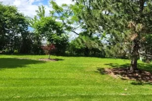 1094 Delta Dr, Elgin, IL 60123 - Photo 26