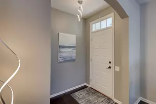 1094 Delta Dr, Elgin, IL 60123 - Photo 4