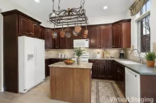 162 Festival Ct, Elgin, IL 60120 - Photo 6