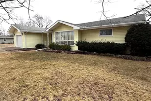 401 North St, Mazon, IL 60444 - Photo 1