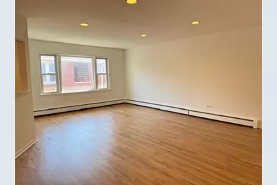 1105 Holiday Lane #20, Des Plaines, IL 60016 - Photo 4