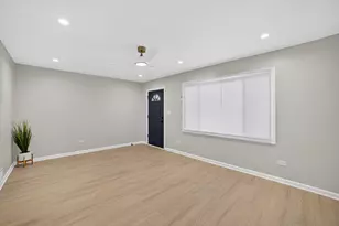 525 N Springfield Ave, Chicago, IL 60624 - Photo 4