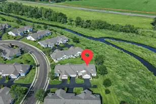 11268 Bellflower Ln, Huntley, IL 60142 - Photo 6