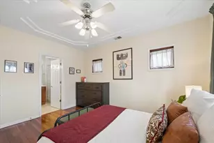 1031 N Mozart St, Chicago, IL 60622 - Photo 8