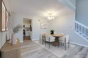 384 Bentley Pl, Buffalo Grove, IL 60089 - Photo 10