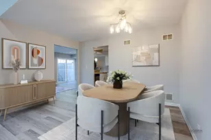 384 Bentley Pl, Buffalo Grove, IL 60089 - Photo 4